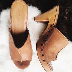 ZiGiny Leather Mule Clog Open Toed Wood Studded
